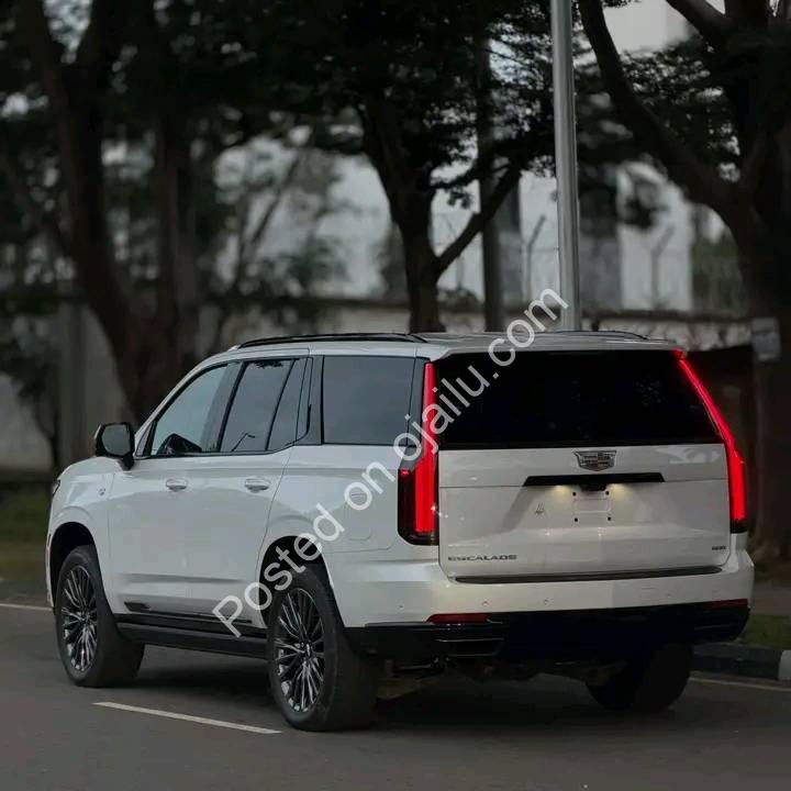 2025 Escalade 600: The Ultimate Presidential Ride