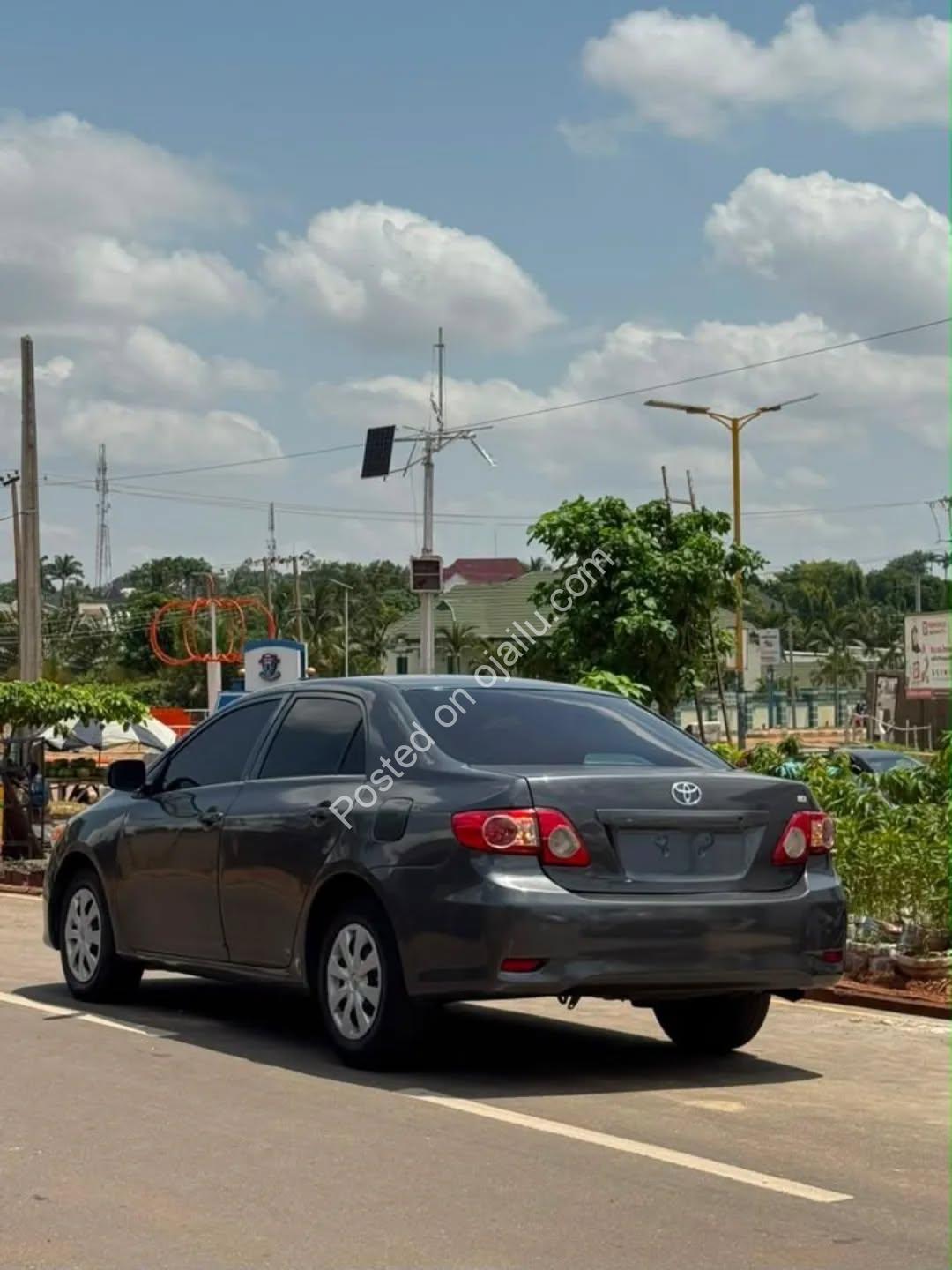 Toyota Corolla ’10: Perfect Health, ₦11M