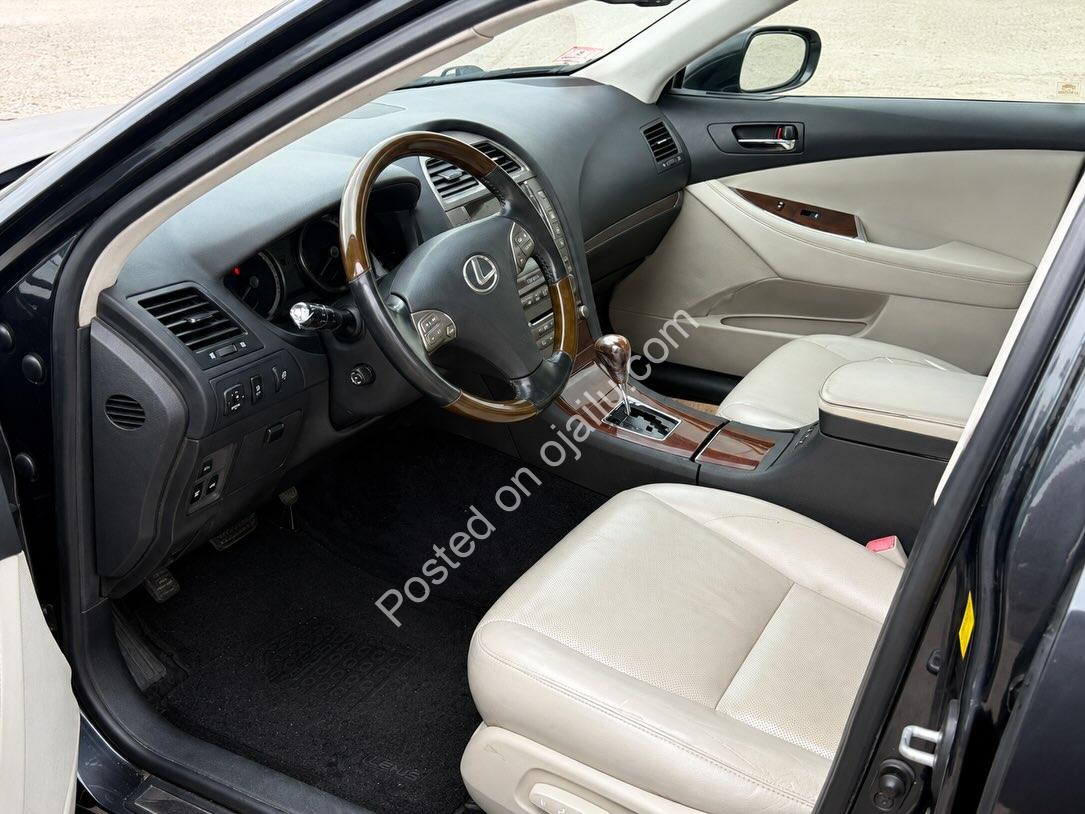 2010 Lexus ES 350: Luxury, Fully Cleared
