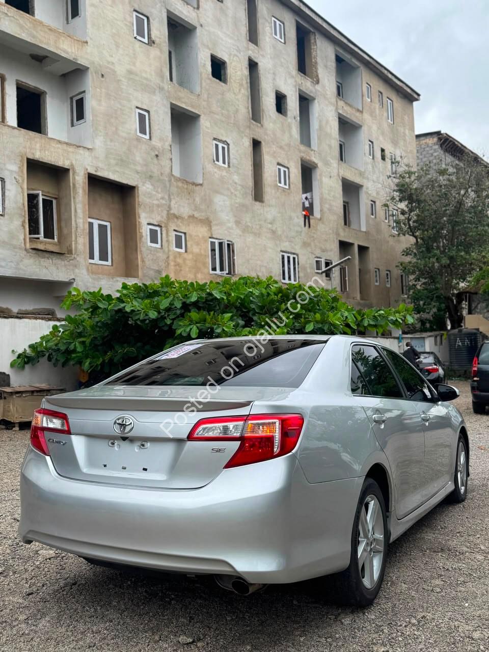 Mint 2014 Toyota Camry SE – Paddle Shift, Loaded & Duty-Paid
