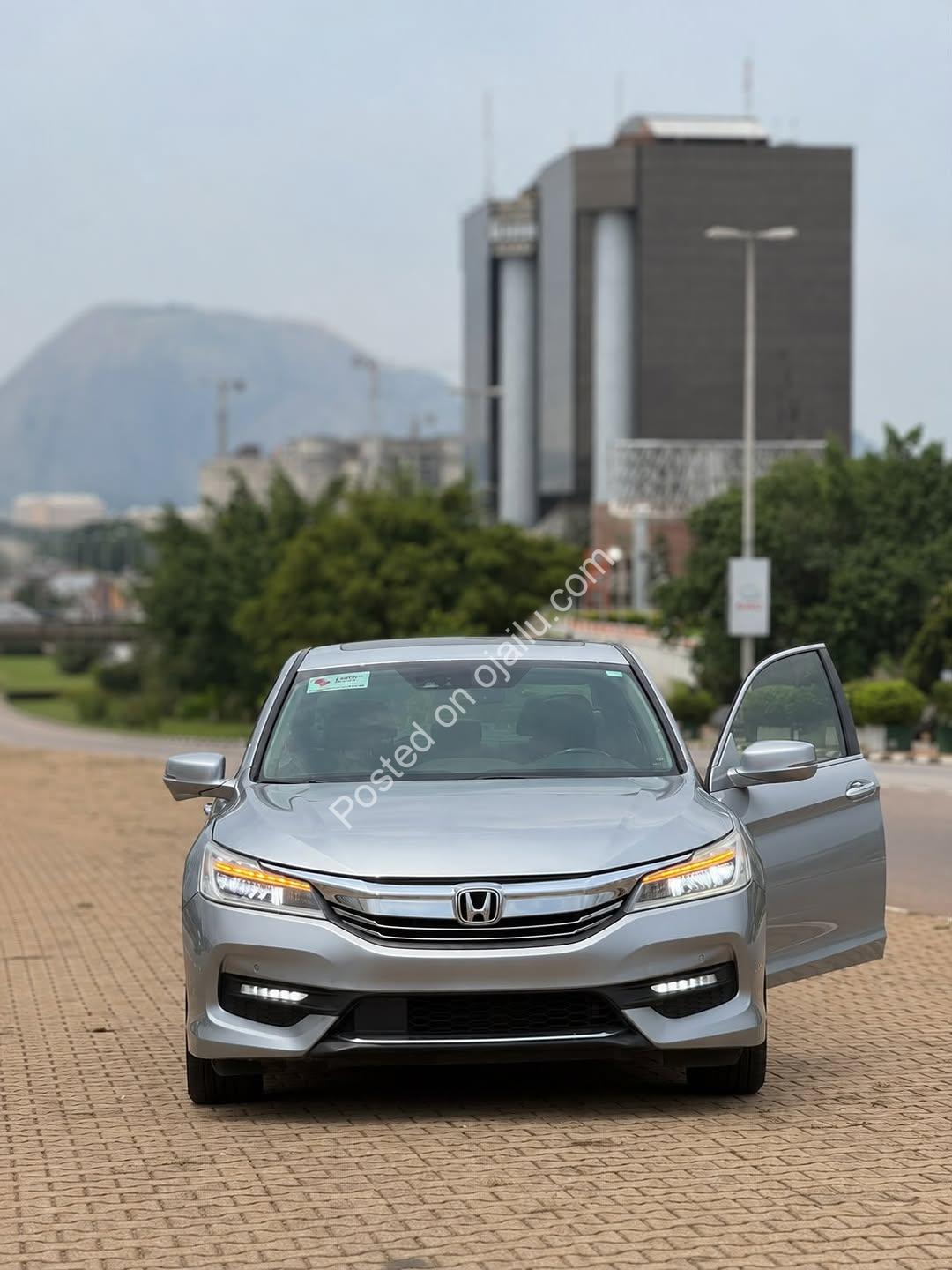 V6 Power, Touring Luxury: Yours in Abuja