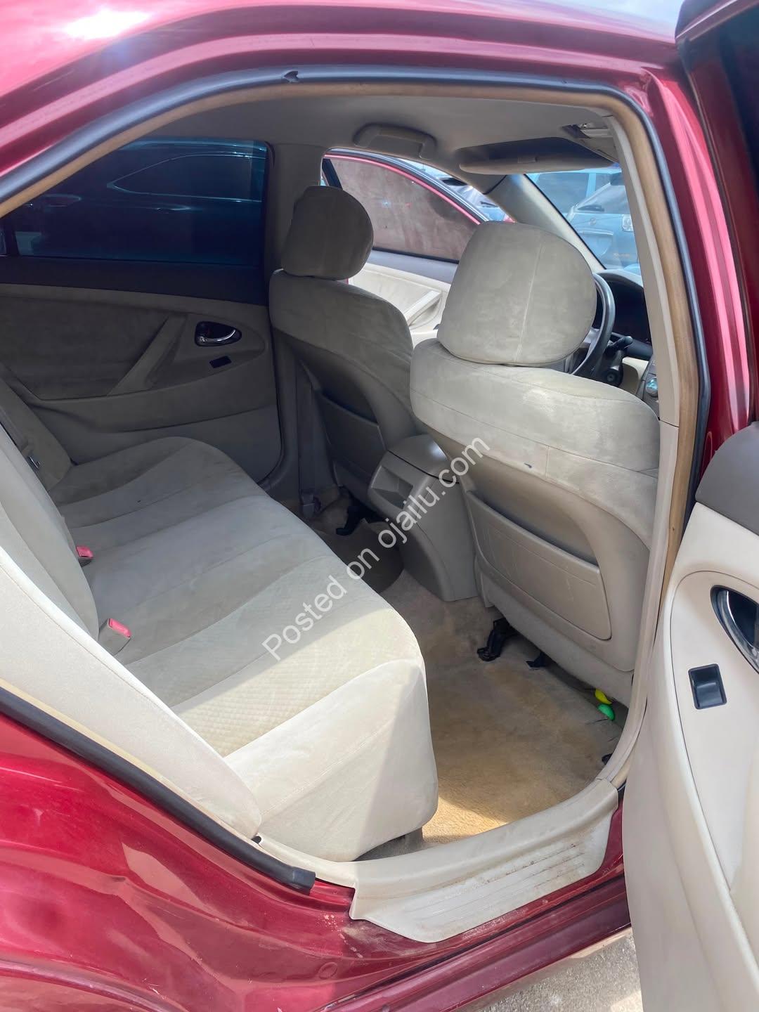 Reliable 2006 Toyota Camry LE – Wine Red Beauty