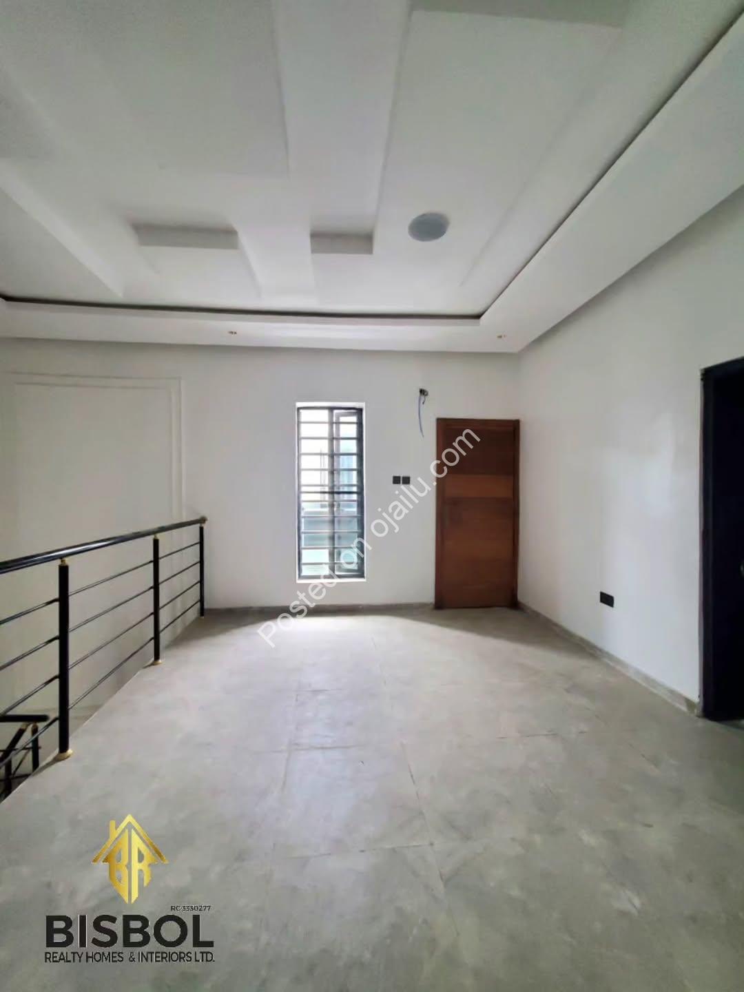 Move-In Ready 4BR Duplex with Pool in Lekki