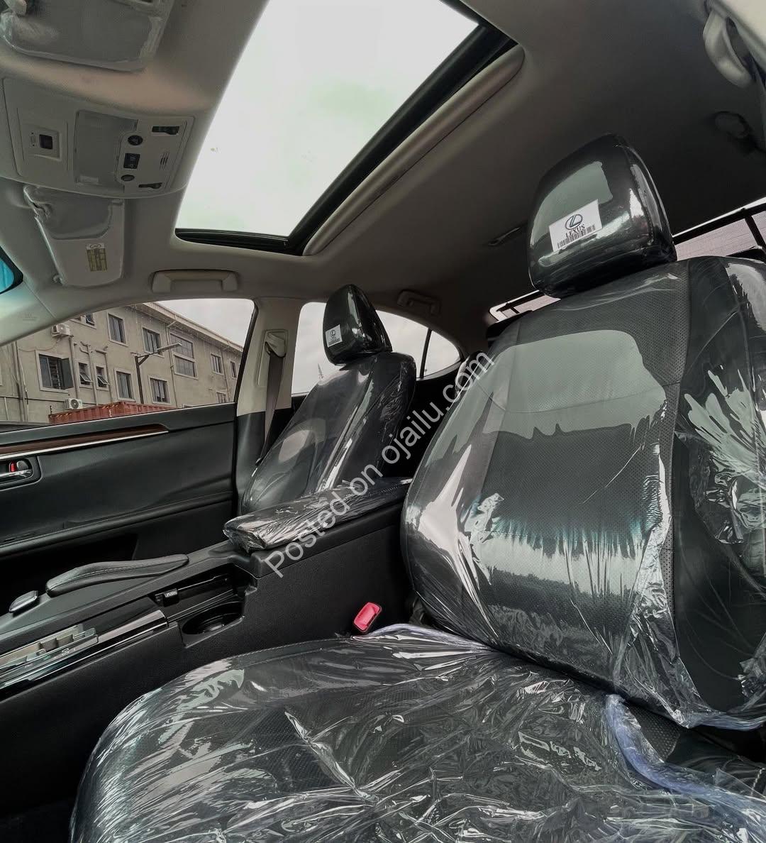 2013 Lexus ES350 Luxury, Loaded & Priced to Sell!