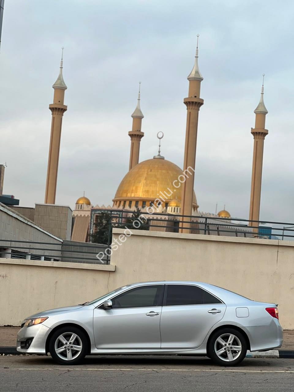 2014 Toyota Camry SE – Pristine & Unregistered!