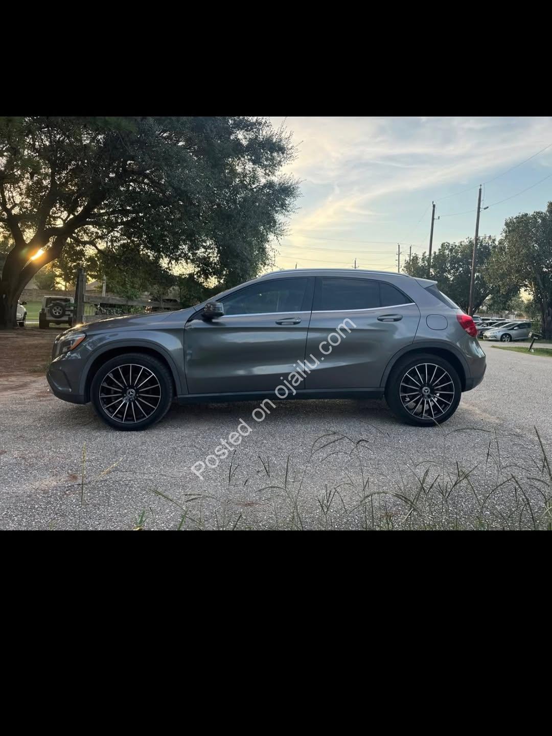 Mercedes Luxury, Accident-Free & Priced to Move!