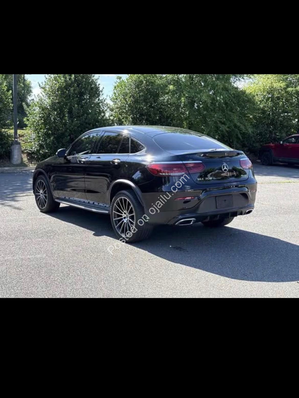 2020 Mercedes GLC300 Coupe: 360° Luxury, Accident-Free