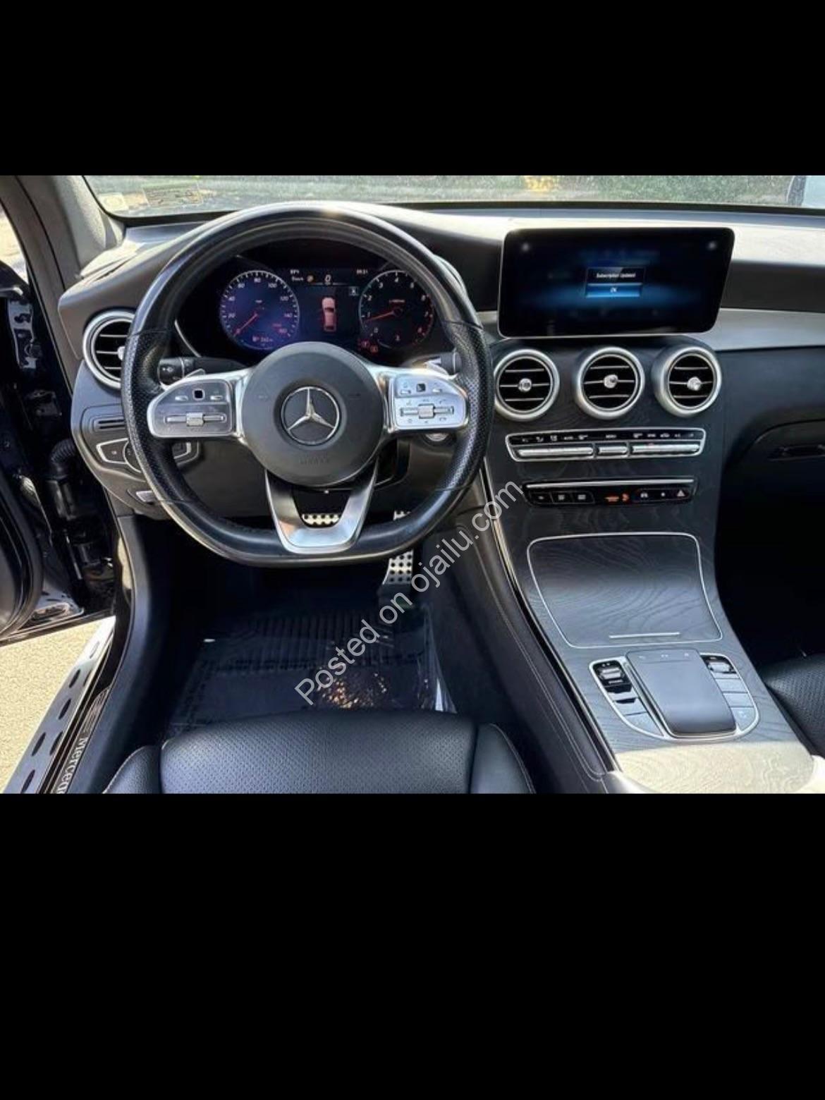 2020 Mercedes GLC300 Coupe: 360° Luxury, Accident-Free