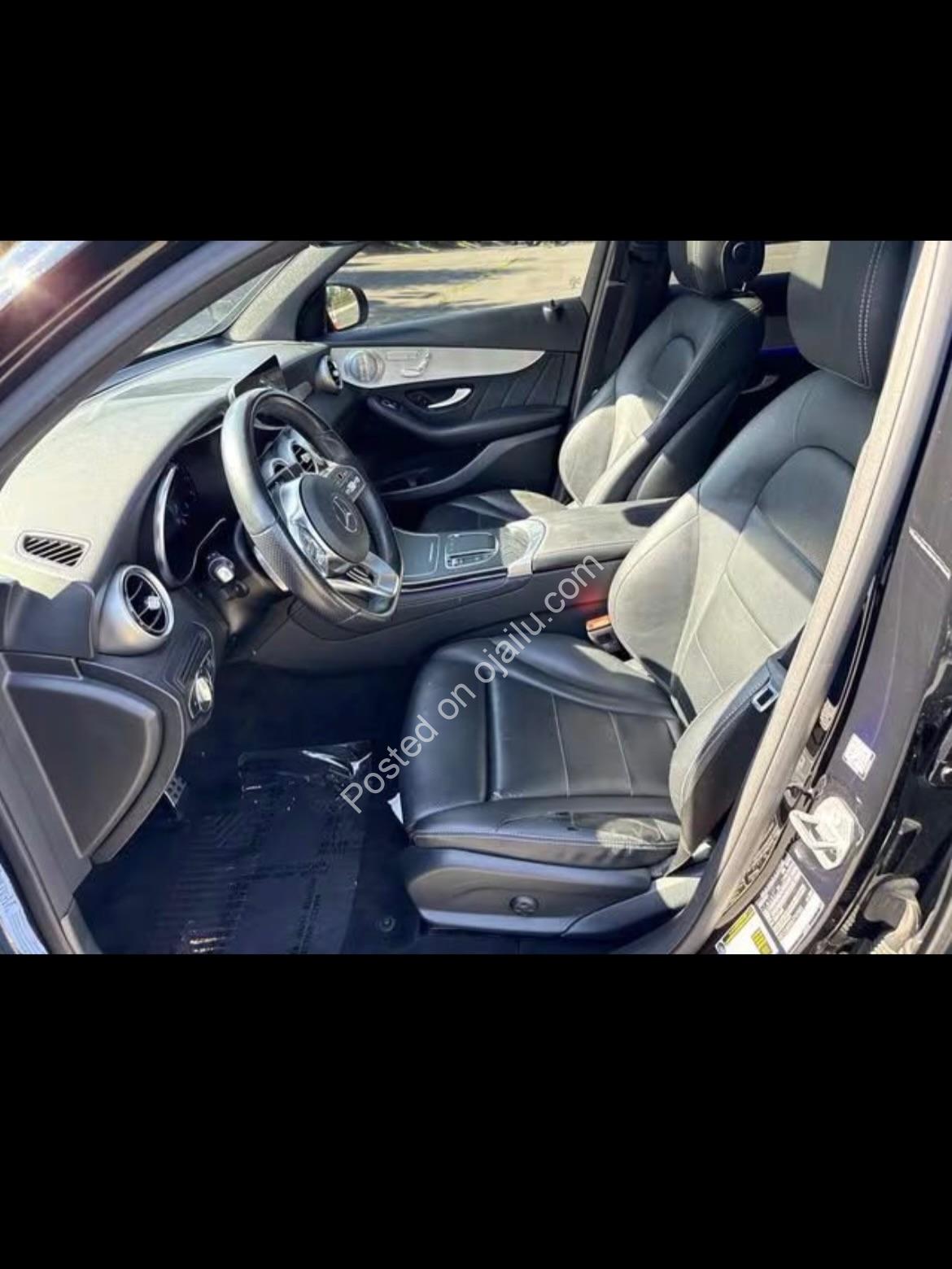 2020 Mercedes GLC300 Coupe: 360° Luxury, Accident-Free