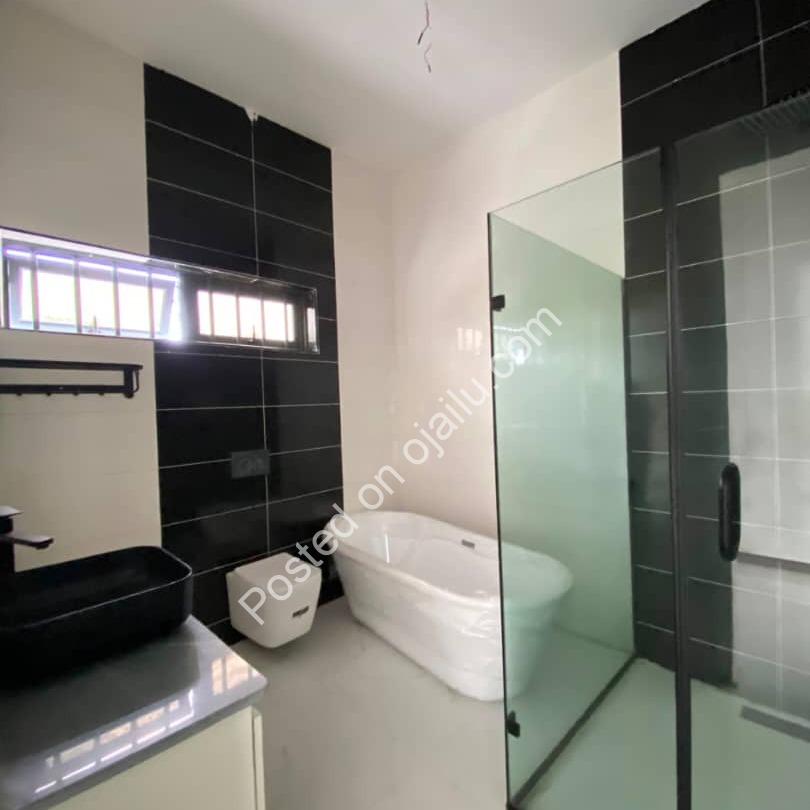 Move-In Ready 4-Bed Duplex + BQ in Idado
