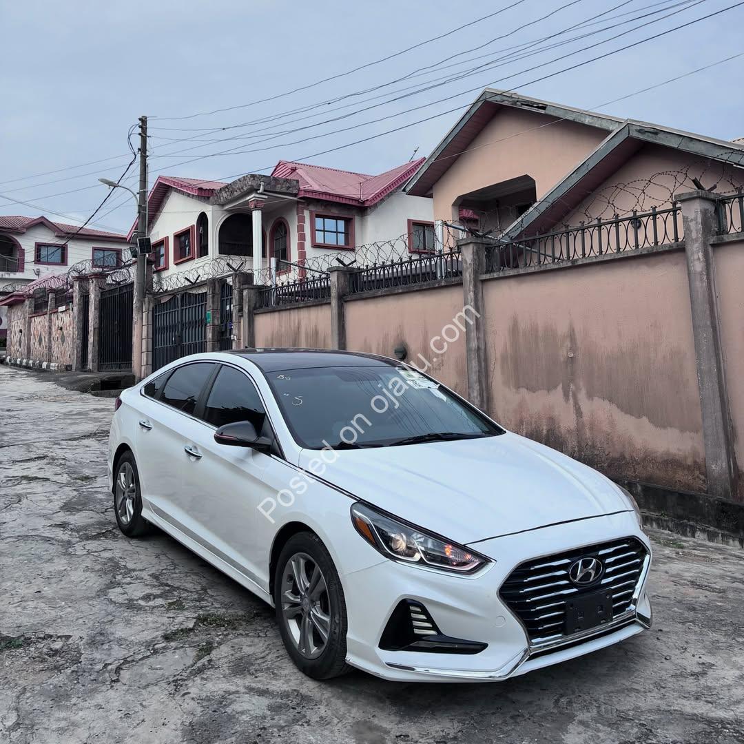 Pearl White Sonata: 89k Miles, Smart Tech!