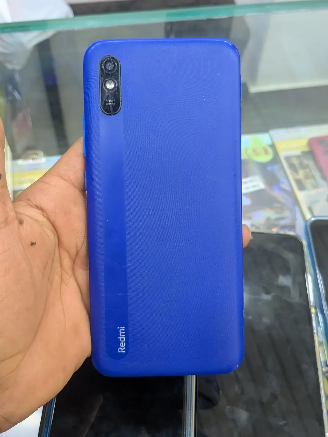 Unleash Premium Vivo Y-Series – Best Deals + Free Gifts!