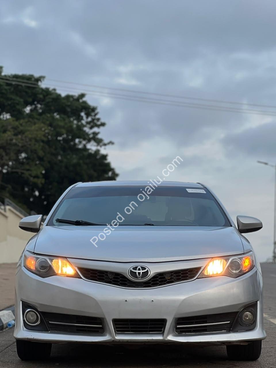 2014 Toyota Camry SE – Pristine & Unregistered!