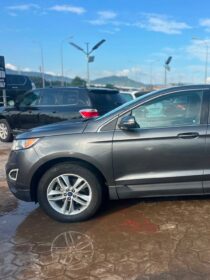 2016 Ford Edge