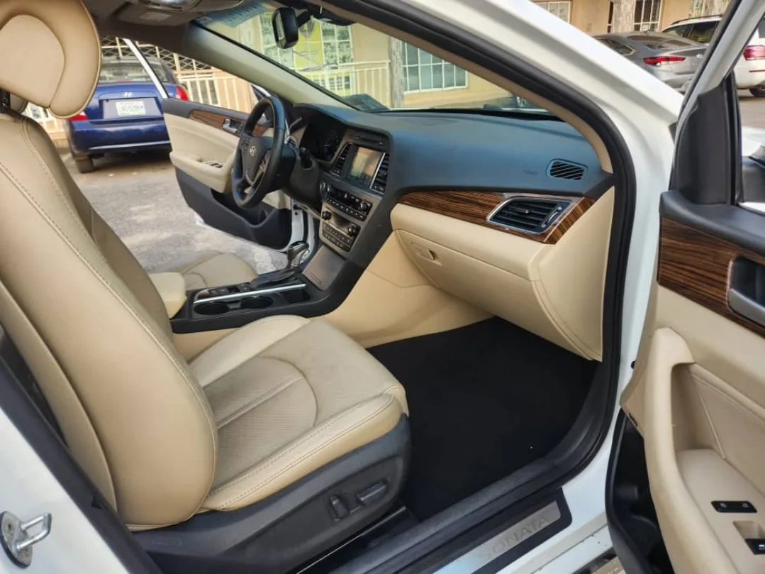 2016 Hyundai Sonata: Luxury, Loaded, ₦16.5m