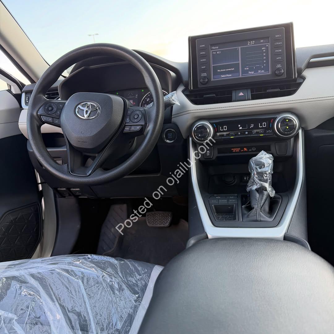2020 Toyota RAV4 XLE – Duty Paid, Loaded & Pristine