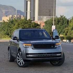 2023 Range Rover Vogue: Duty-Paid Luxury