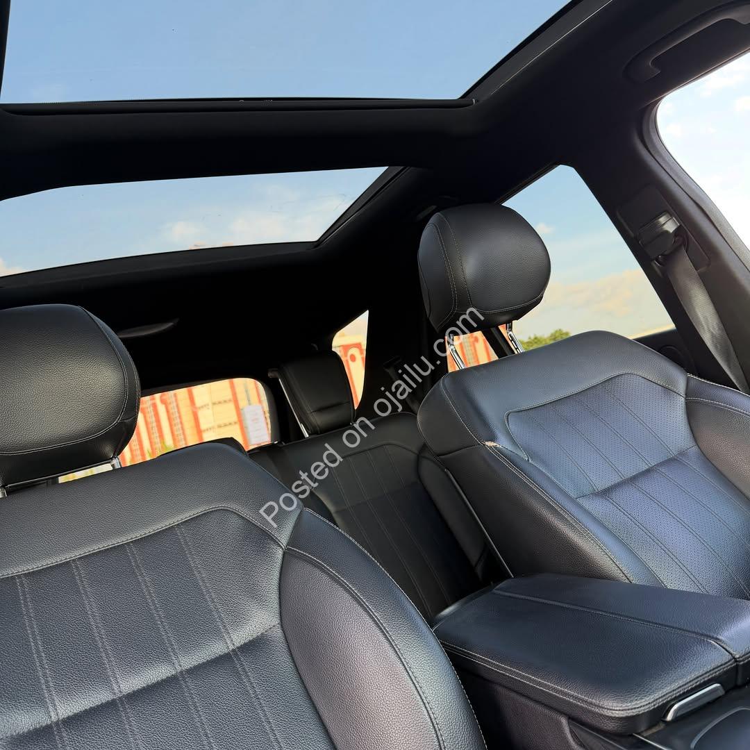 Show-Stopping 2017 GLE350: Double Roof, Duty Paid!