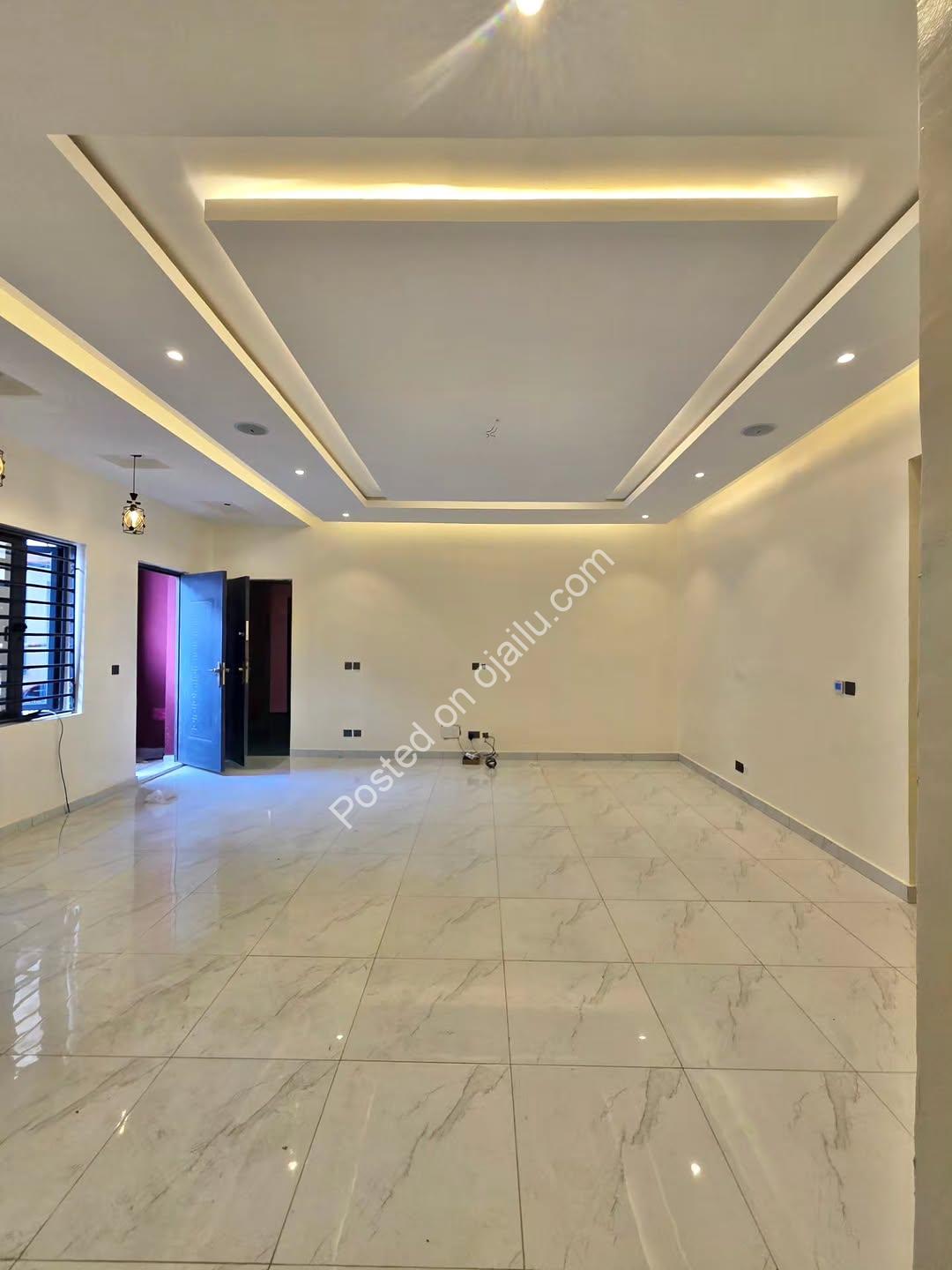 3BR All-Ensuite Haven w/ Inverter & High Ceilings