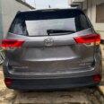 Toyota Highlander XLE, 2018 – Premium Ride, Smart Price!
