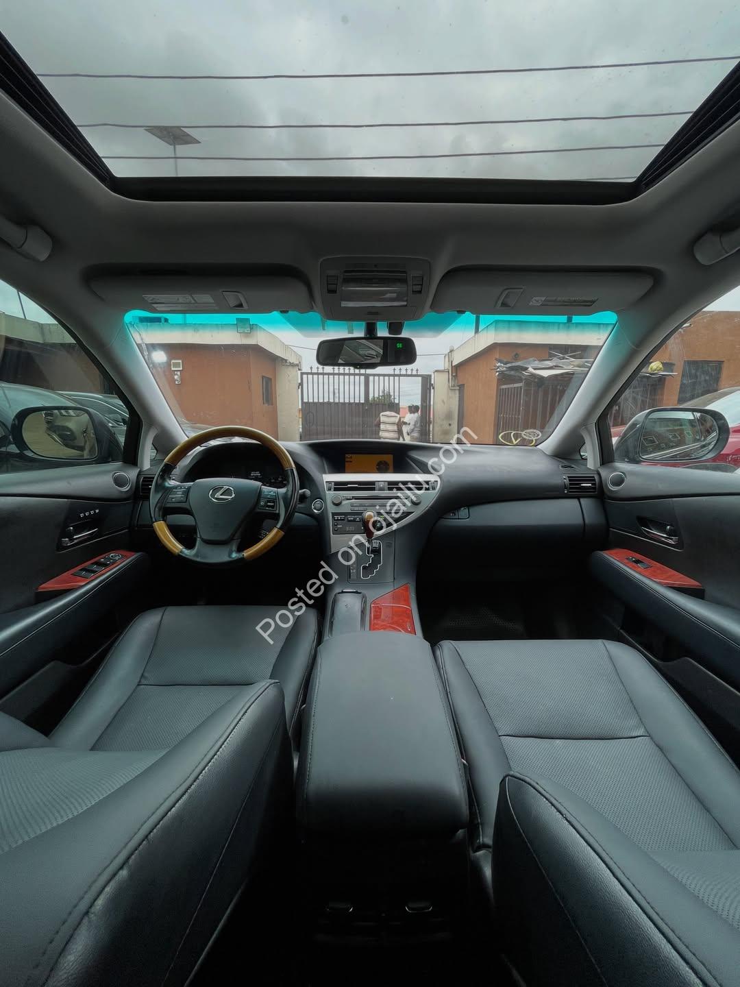 2010 Lexus RX350: Loaded Luxury, Sharp Price