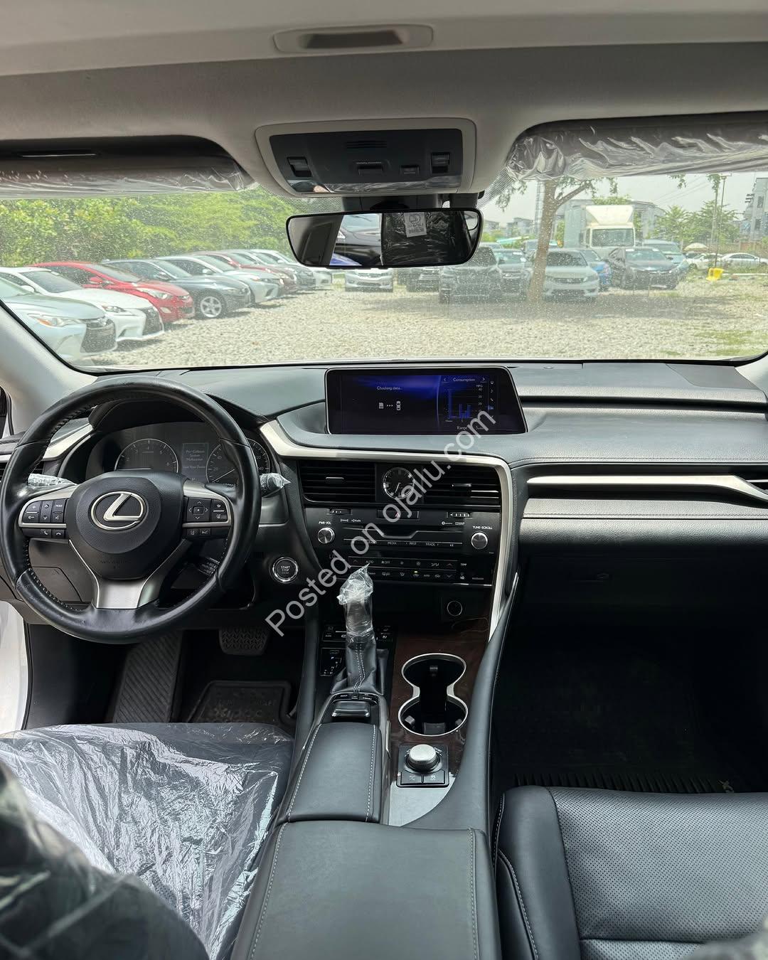 Silver Lexus RX 350 – Duty-Paid Luxury, Priced to Go!
