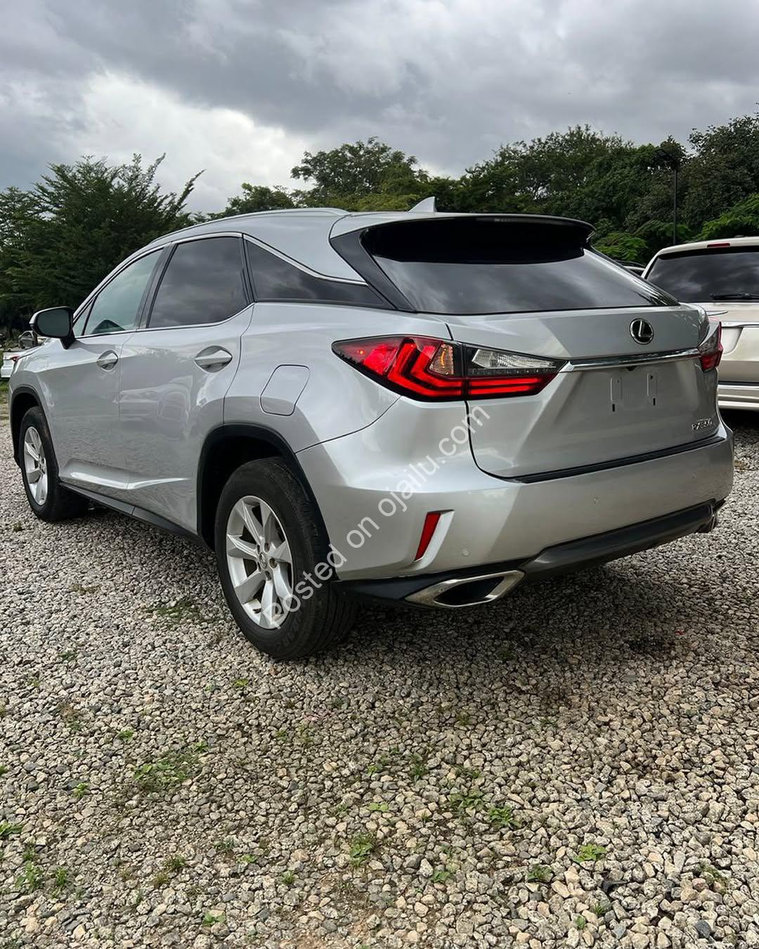 Silver Lexus RX 350 – Duty-Paid Luxury, Priced to Go!