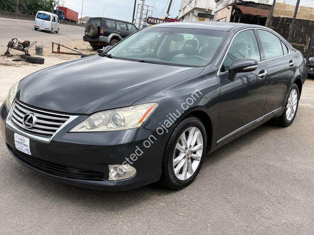 2010 Lexus ES 350: Luxury, Fully Cleared