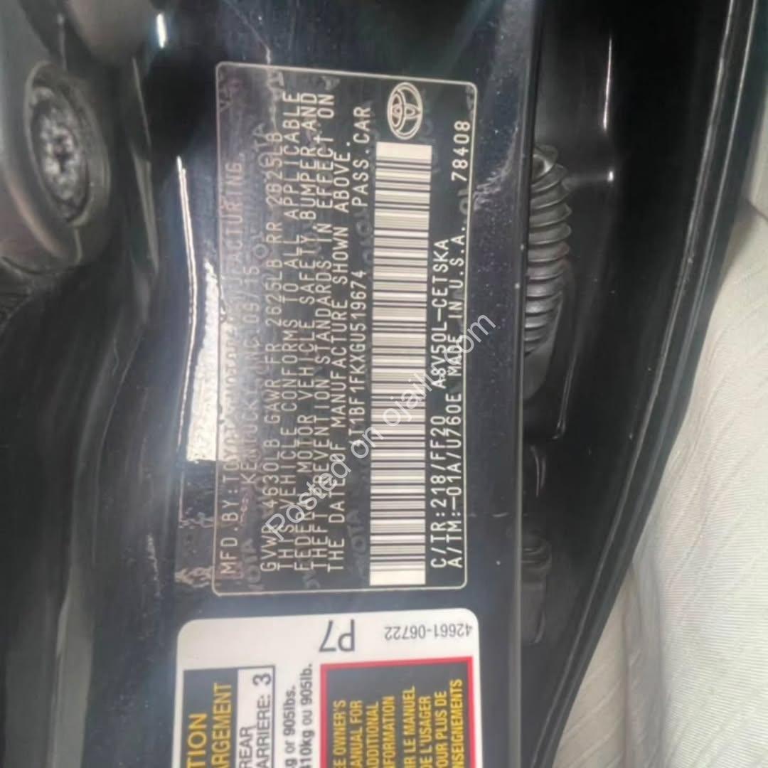 2016 Camry SE – Clean Import, Duty Paid!