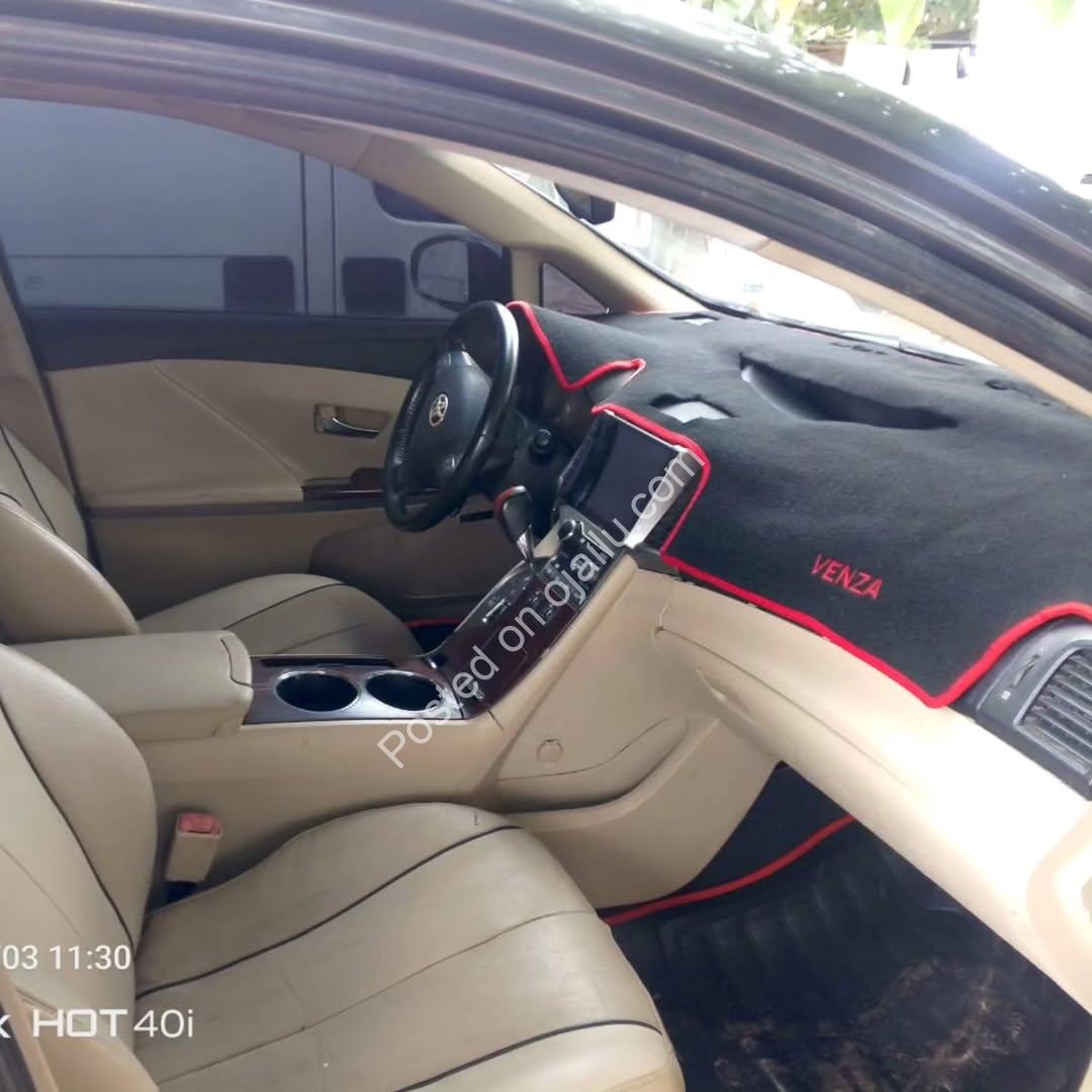 “2010 Toyota Venza: Impeccable Inside, Solid Engine, 7.8M”