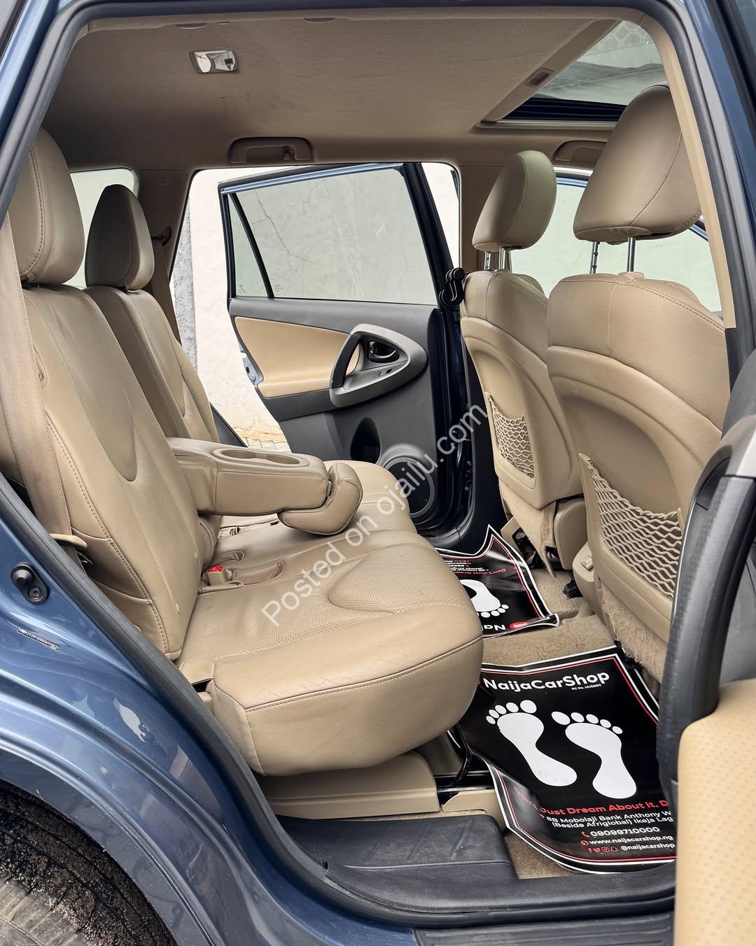 Own the Road in Luxury: 2012 RAV4 Limited—₦15.99m!