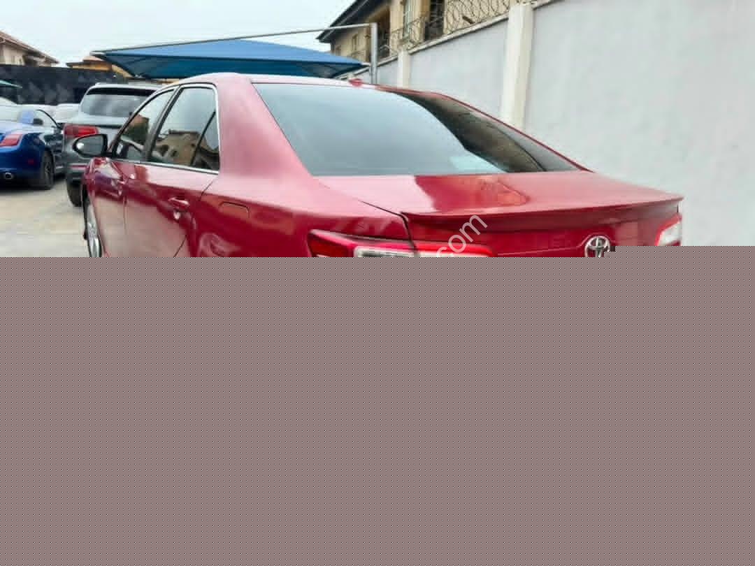 Toyota Camry Sport 2014 – Pristine & Foreign Used!