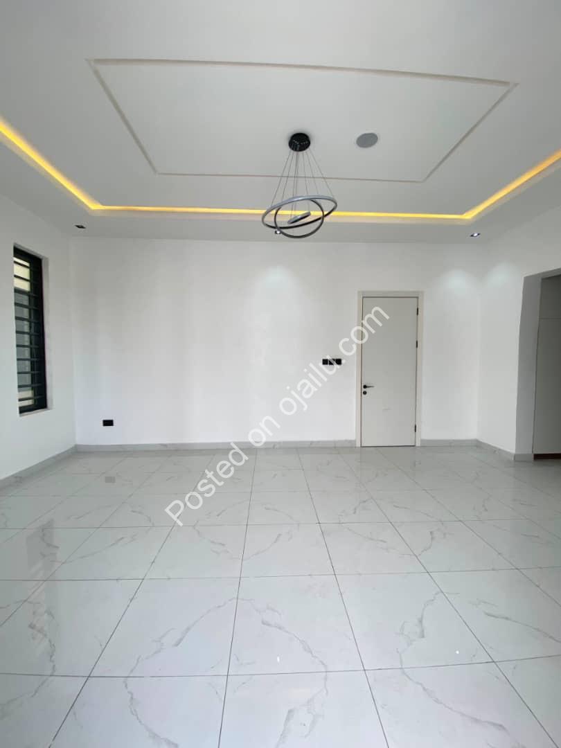 Move Into Perfection: 4BR Detached Duplex + BQ in Idado