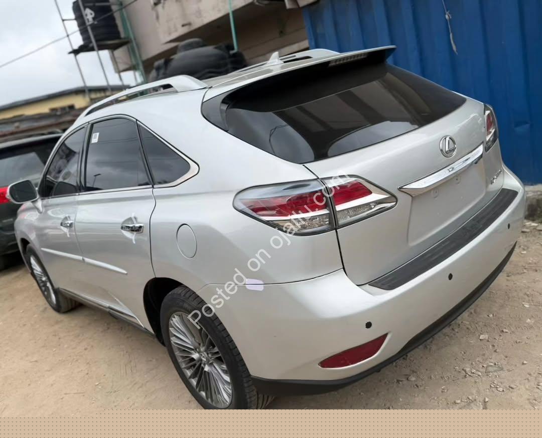 2013 Lexus RX350: Pristine & Loaded