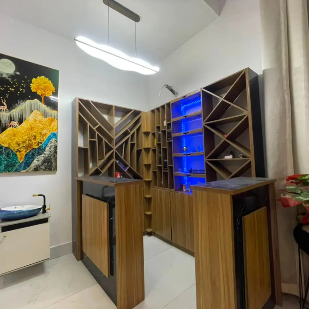 Move Into Pure Elegance – 5 Bed Fully Furnished, Pool & Solar