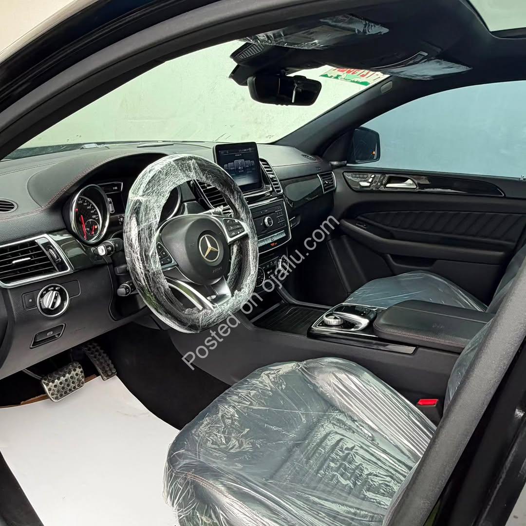 2017 Mercedes GLE 43 | Full Loaded & Spotless