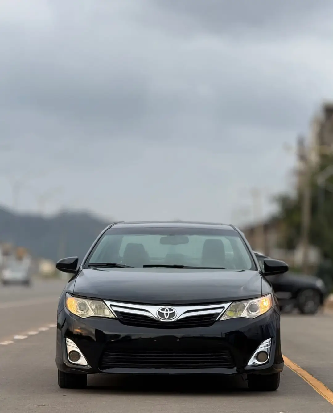2012 Camry V6: Keyless & Duty Paid!