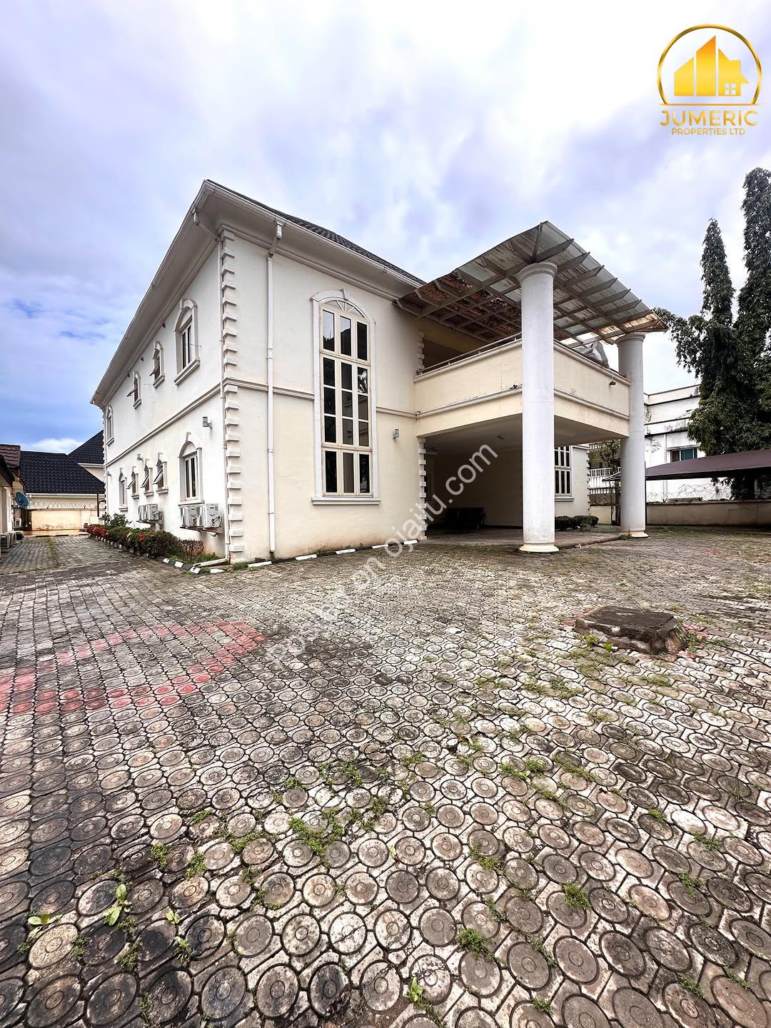5 Bedroom Duplex w/ BQ in Asokoro Main