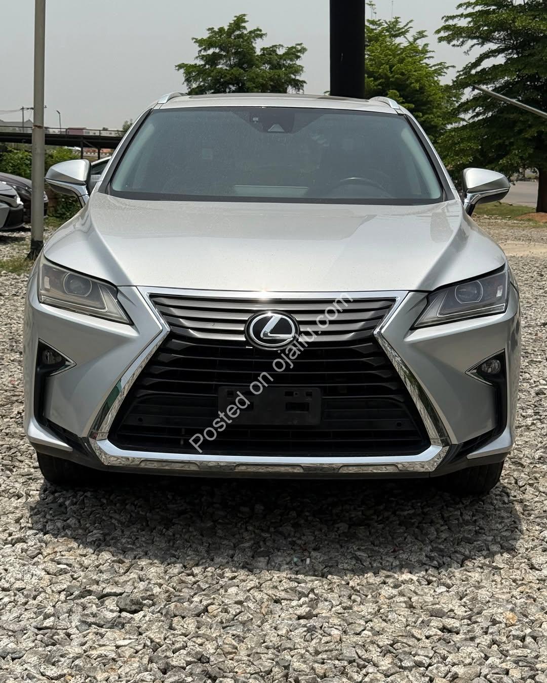 Silver Lexus RX 350 – Duty-Paid Luxury, Priced to Go!
