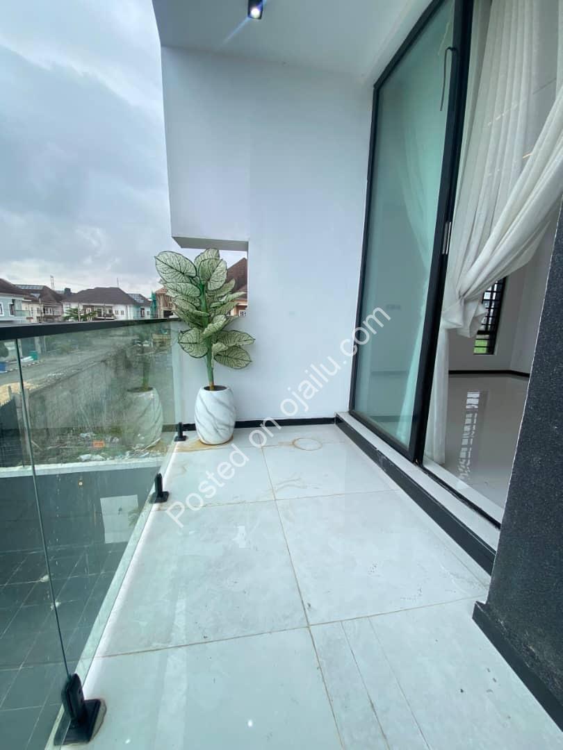 5 Bedroom Masterpiece with Pool in Ologolo