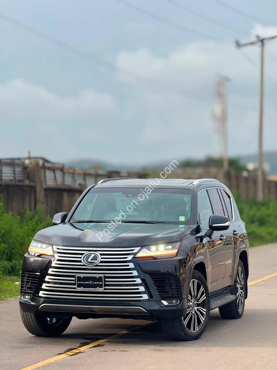 2023 Lexus LX600 – Luxury Unleashed!