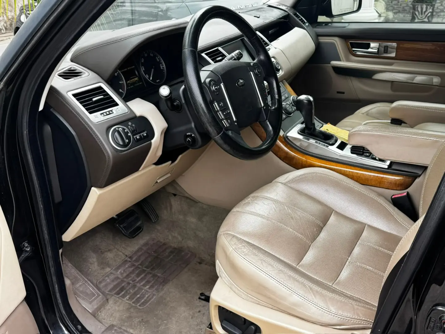Luxury 2013 Range Rover Sport HSE. 360° Cameras. ₦16.5M
