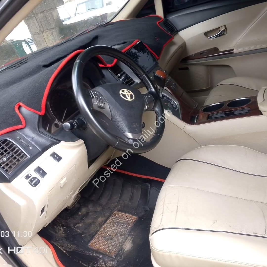 “2010 Toyota Venza: Impeccable Inside, Solid Engine, 7.8M”