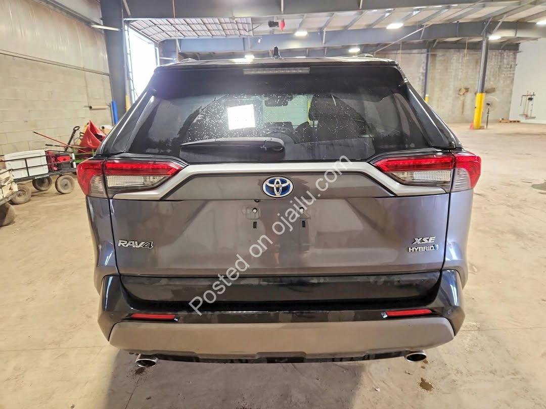 Toyota RAV4 XSE: Imported, Run N’ Drive, Zero Stress!