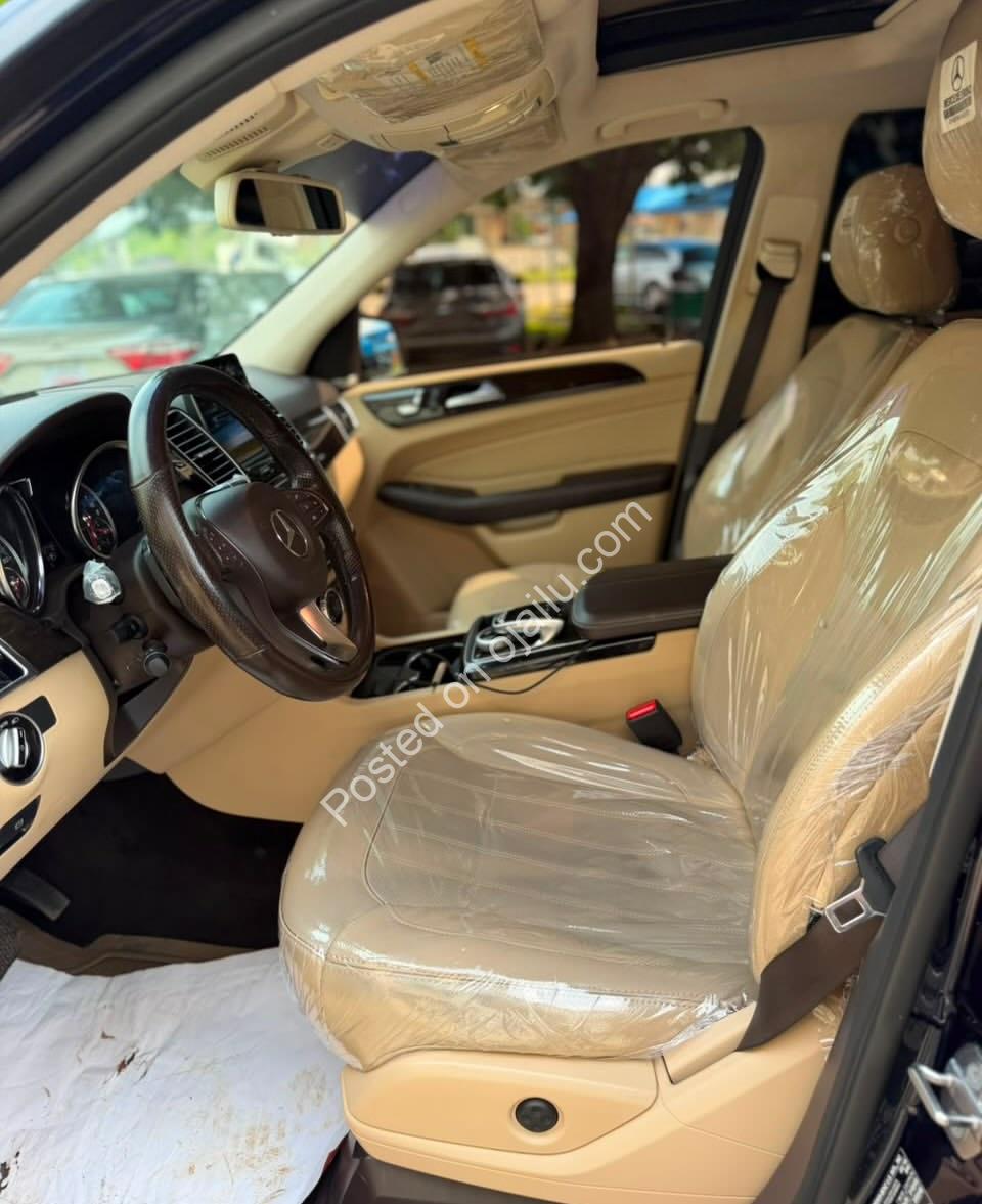 2018 Mercedes GLE350: Mint, Genuine Duty, Loaded!