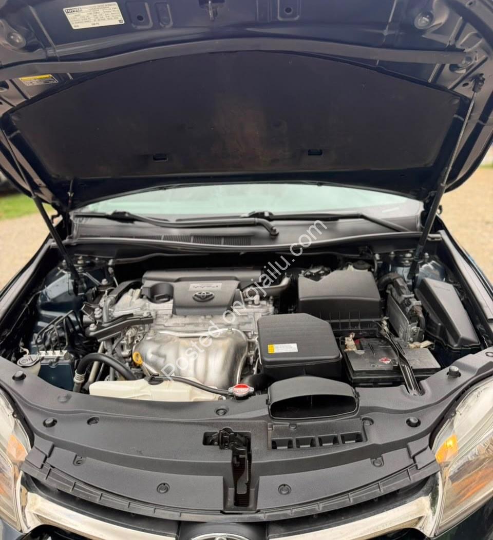 2016 Toyota Camry SE: Pristine Import, Abuja