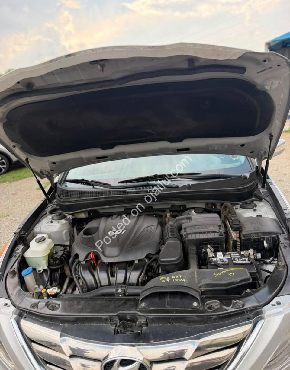2013 Sonata Limited: Luxury, Loaded, Pristine