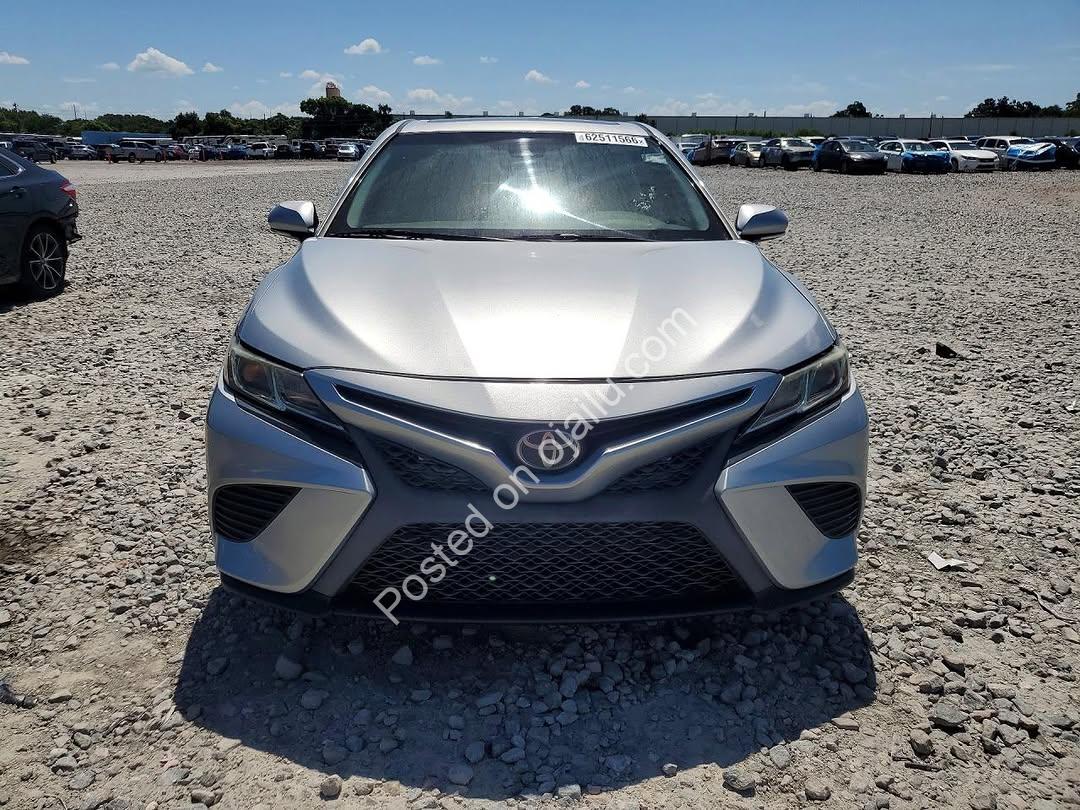 2018 Toyota Camry SE – Pure Comfort, Zero Stress