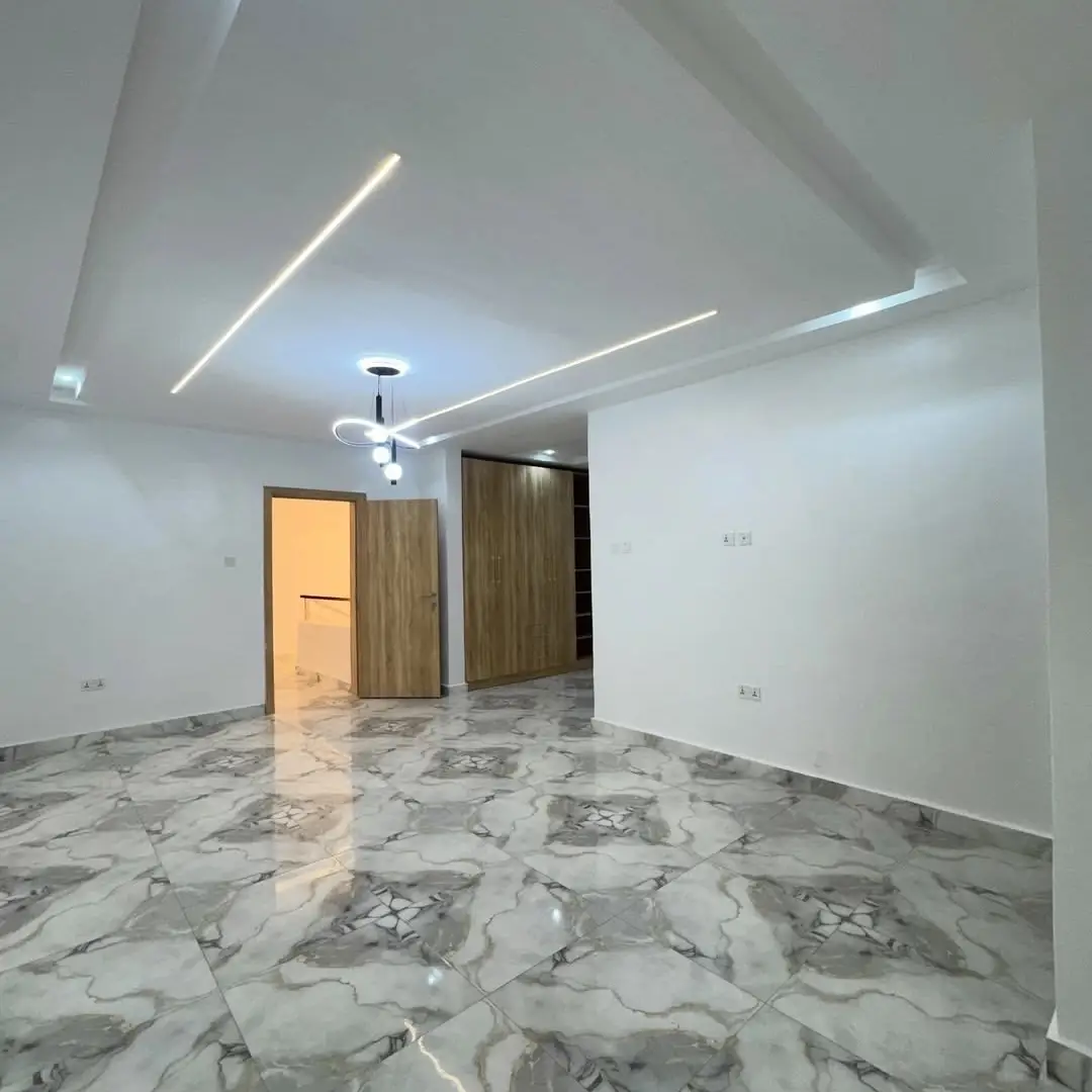 Own Your Woji Dream: 4-Bed Ensuite Duplex, ₦220M