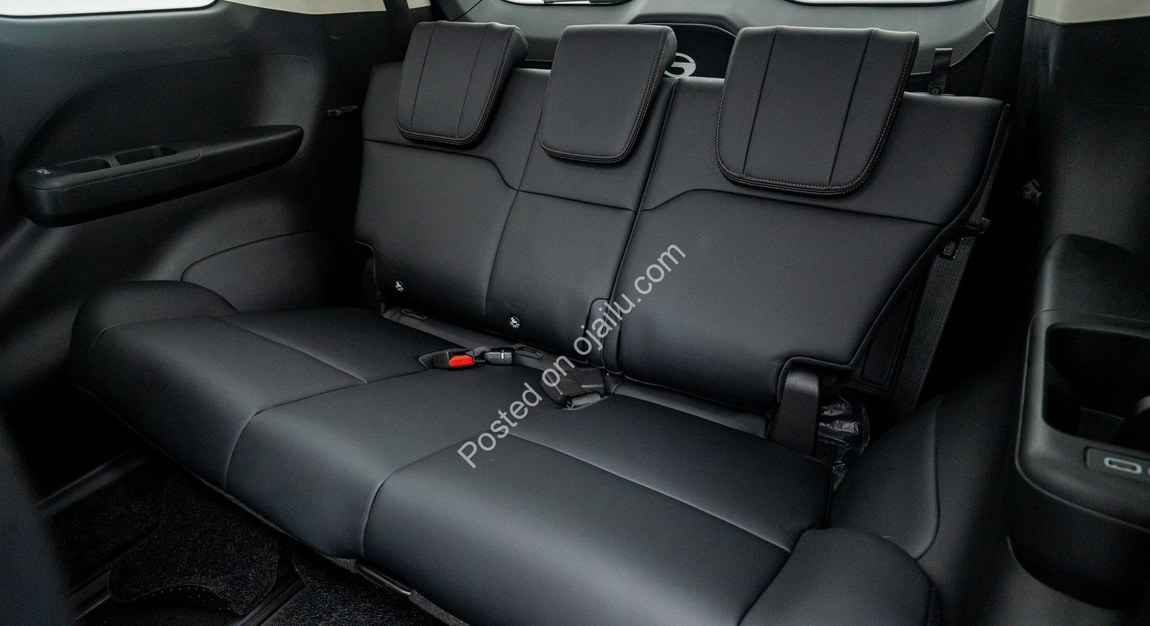 7-Seat Luxury PHEV: Zero Fuel Worry, Full ADAS